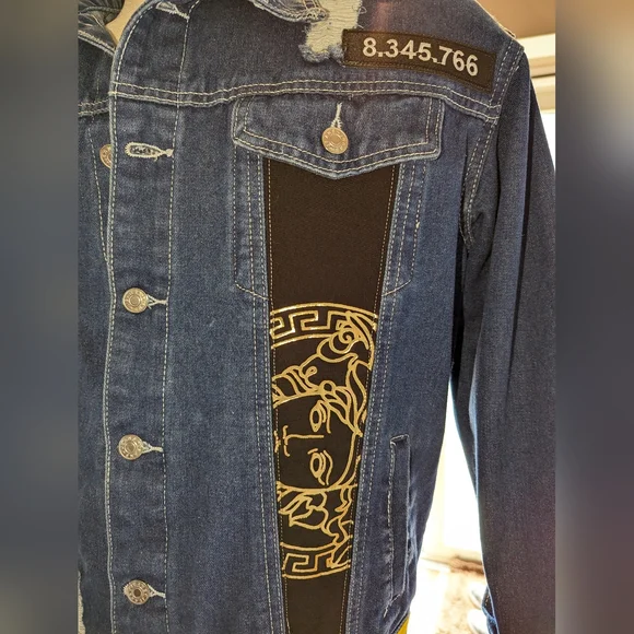 Customized Jean Jacket ๐จ๐ด - Picture 7 of 10